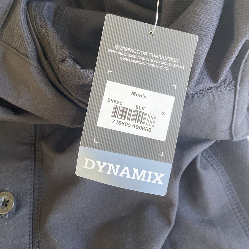 ✨5 for $15✨ Men’s Dickies scrub top - Picture 6 of 8